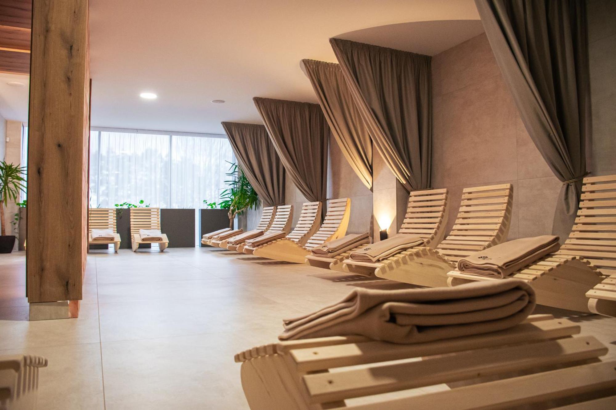 Rm Hotel Wellness & Congress Prievidza Eksteriør billede